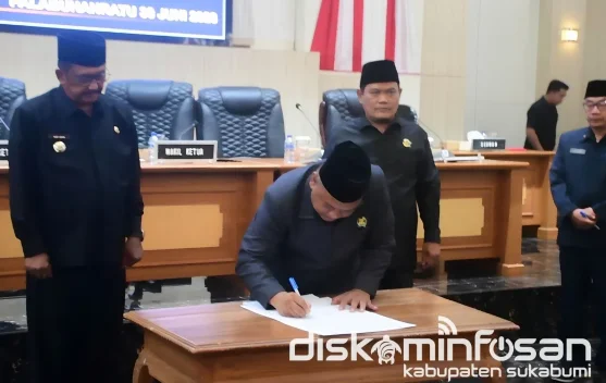 Pemkab dan DPRD Kabupaten Sukabumi Sepakati Pertanggungjawaban APBD 2025