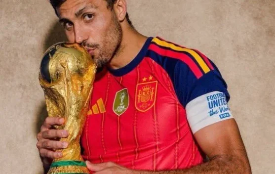 Barcelona Kejar Rodri, Manchester City Minta Harga £68 Juta