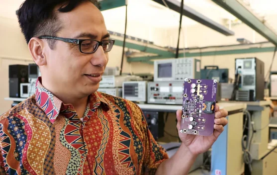 Prof. Dr. Taufik Kembangkan DC House untuk Listrik Pedesaan
