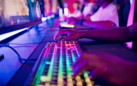 Kenapa Pro Player Sering Memakai Mouse dengan DPI Rendah?