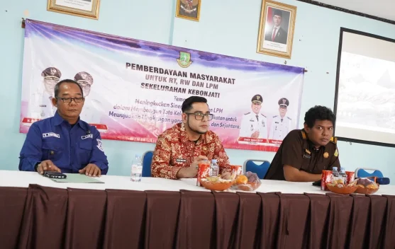 Bobby Maulana Ajak Karang Taruna dan RT-RW Atasi Persoalan di Lingkungan
