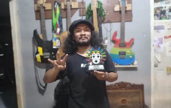 Mang Cung Padukan Musik Sunda dan Modern di Panggung Pantomim - RRI.co.id