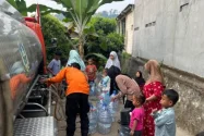 Ribuan Warga Kabupaten Bogor Terdampak Kekeringan, BPBD Salurkan Air Bersih