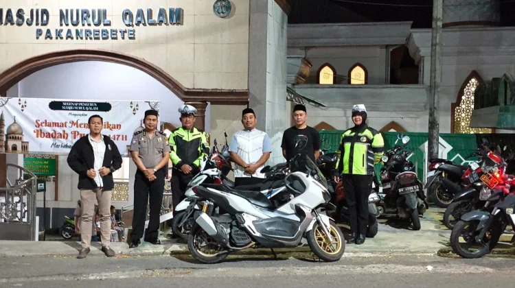 Satlantas Polres Soppeng Pamturlalin Tarawih, Wujudkan Kamseltibcar