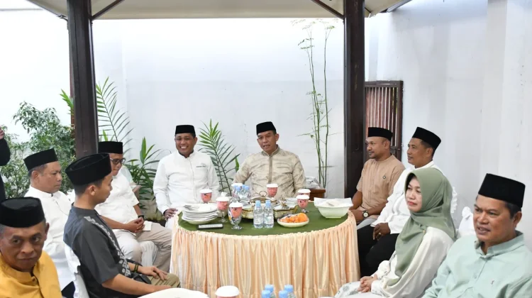 Wakil Bupati Sinjai Gelar Buka Puasa Bersama Warga