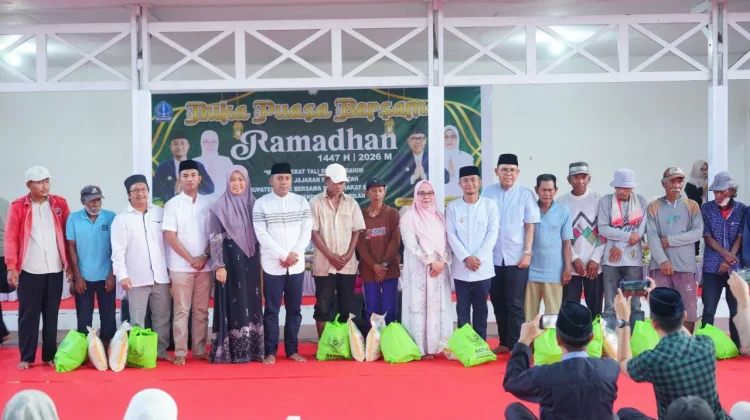 BAZNAS Bone Salurkan 150 Paket Ramadan Bahagia