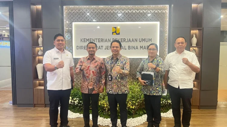 Bupati Bone Jemput Bola Infrastruktur ke Kementerian PU
