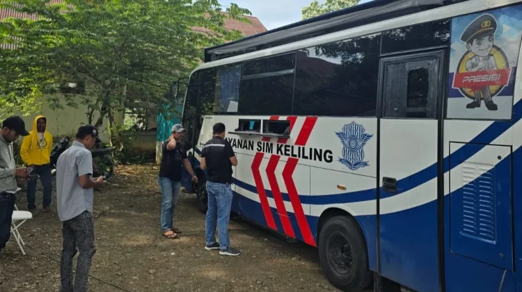 Satlantas Polres Bone Buka Layanan SIM Keliling