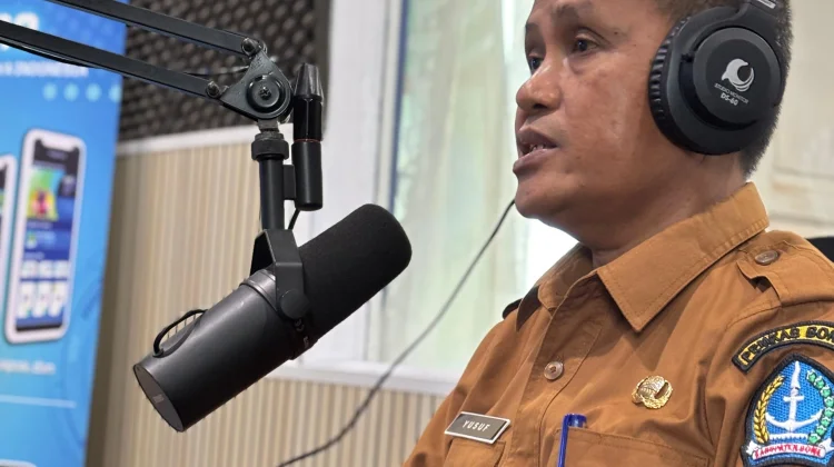 Dinkes Bone Imbau Hindari Plastik Hitam untuk Bungkus Makanan