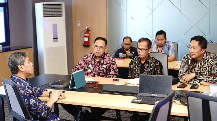 Wabup Bone Perjuangkan Nasib Honorer Nakes ke Kemenkes