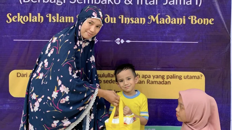 TKIT-SDIT Insan Madani Bone Peduli Sesama dengan IMB Care