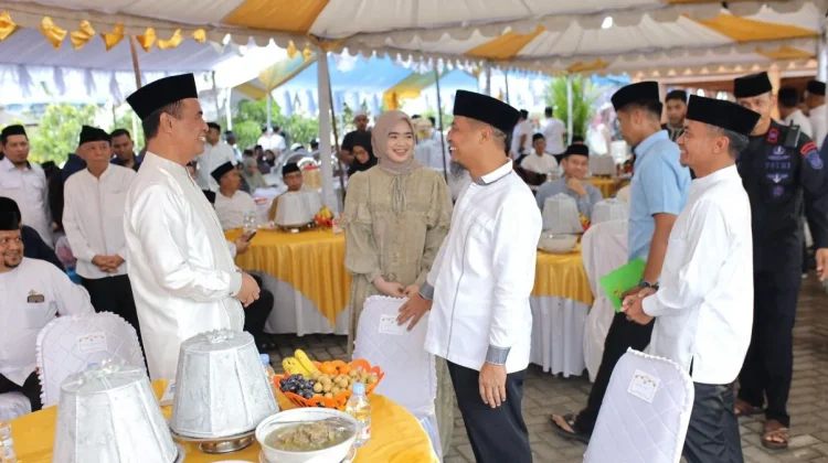 Mentan Amran Sulaiman Lebaran di Kampung Halaman Bakunge di Bone