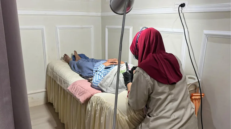 Menjelang Lebaran Klinik Kecantikan di Bone Kebanjiran Pelanggan