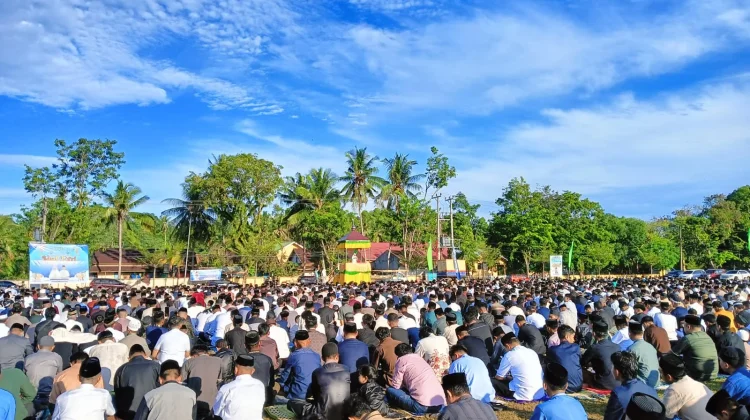 Momen Idulfitri, Bupati Sinjai Ajak Perkuat Iman Kebersamaan