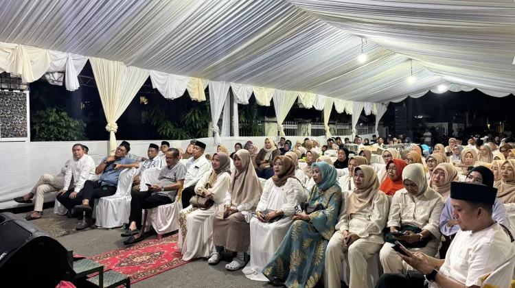 Halal Bihalal Kekar Janur Pererat Silaturahmi Warga Menurunge