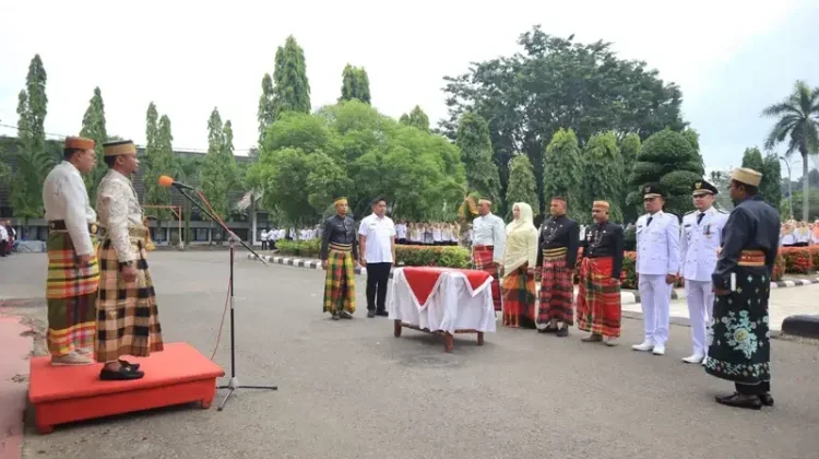 Bupati Bone Lantik Pejabat usai Apel Perdana Idul Fitri