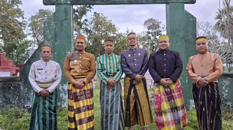Peringati Hari Jadi,Pemkab Bone Ziarahi Makam Tokoh