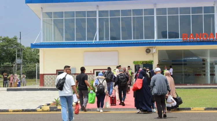 Bandara Arung Palakka Catat Peningkatan Penumpang Selama Lebaran