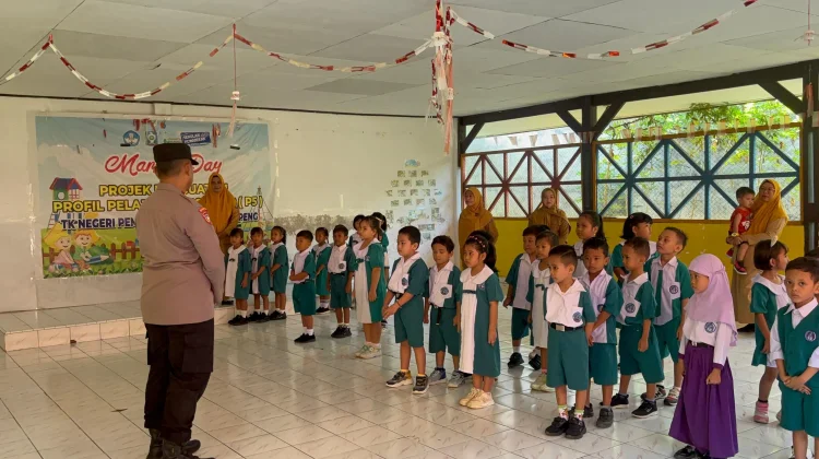 Polres Soppeng Tanamkan Disiplin lewat Polisi Sahabat Anak