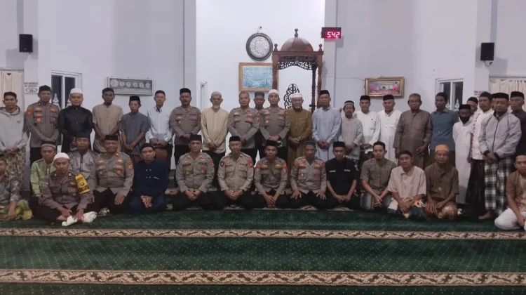 Safari Subuh Polres Soppeng Pererat Silaturahmi Warga