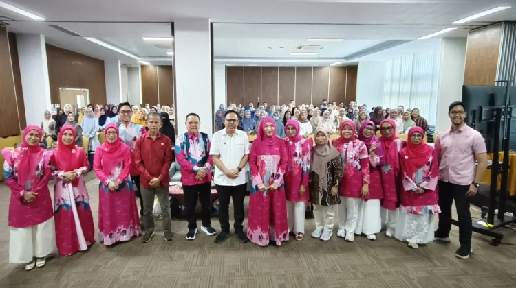 Wabup Bone Buka Simposium Stunting di RSUD Tenriawaru