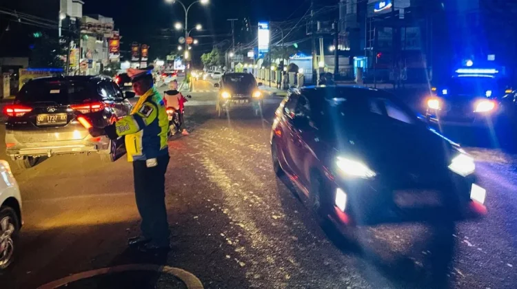 Blue Light Patrol Satlantas Bone Jaga Malam