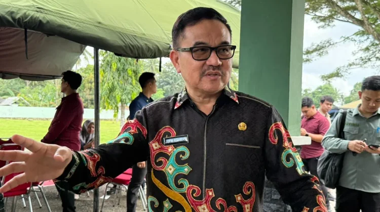 Sekprov Sulsel Puji Retreat Pemkab Bone "Best Practice" Efisiensi Anggaran
