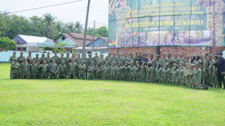 Andi Akmal Pasluddin Tutup Retret Pejabat Pemkab Bone 2026