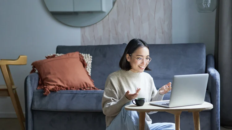 Teknologi Jadi Penyeimbang Perempuan Berkarya dari Rumah