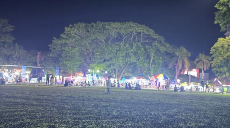 Lapangan Merdeka dan Stadion Lapatau Jadi Peluang Rezeki Pelaku UMKM