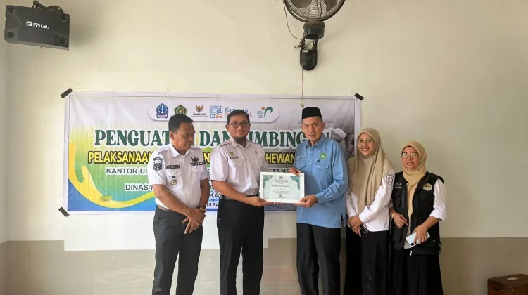 KUA Tanete Riattang Barat Bina Penyembelihan Qurban Sesuai Syariat