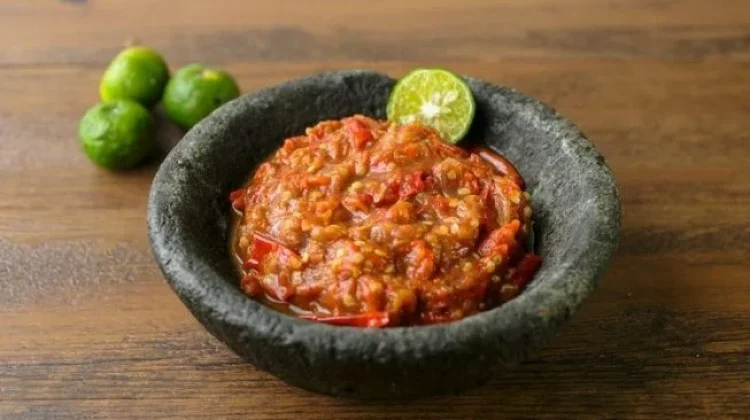 Sambal, Penganan yang Selalu ada Sebagai Pelengkap Kuliner Indonesia