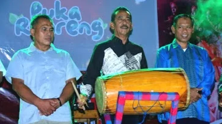 Buka Gau Puka Renreng, Sekda Sinjai Ajak Warga Perkuat Budaya Hadapi Modernisasi
