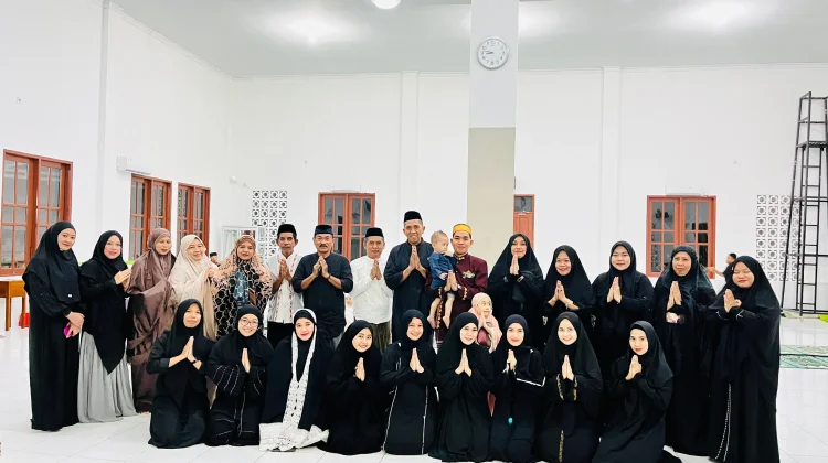 Pengukuhan Pengurus Majelis Taklim Nirwana Berlangsung Khidmat