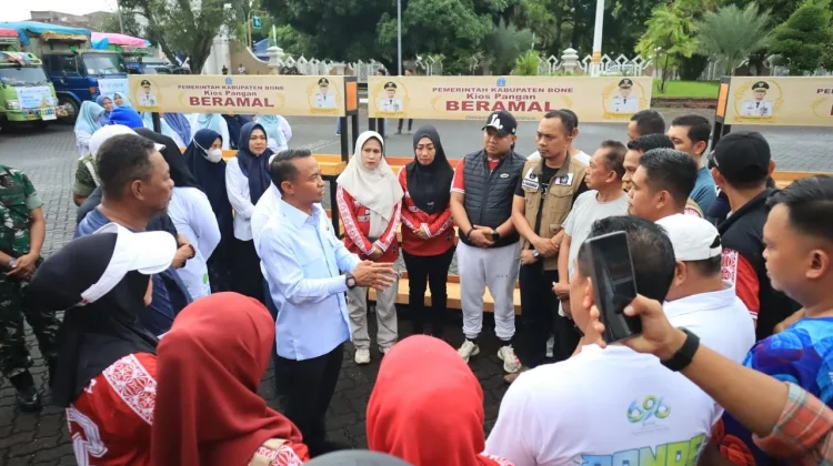 Pemkab Bone Sebar 27 Rak "Kios Pangan BerAmal" di Kecamatan