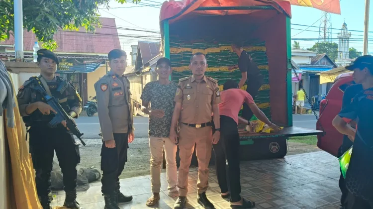 Pemerintah Kecamatan Tanete Riattang Timur Salurkan Bantuan Mentan untuk 933 KK