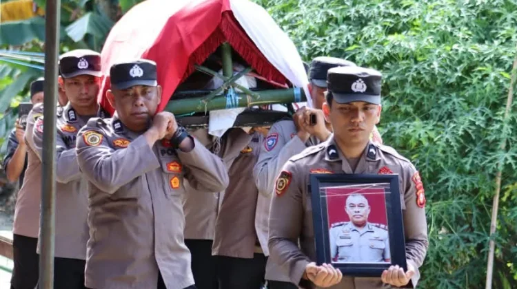 Polres Bone Gelar Penghormatan Terakhir AKP Syamsuddin