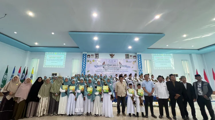 Ratusan Santri di Sinjai Ikuti Khotmul Qur’an dan Imtihan Metode Ummi