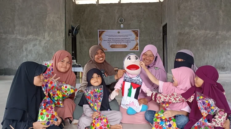 Grace dan Nana Hibur Santri Ponpes Baitul Maqdis
