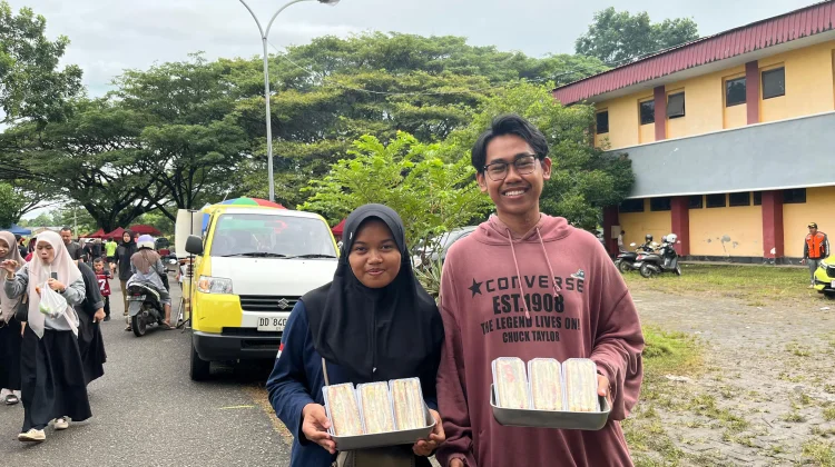 Mahasiswa IAIN Bone Kembangkan UMKM Sandwich Sehat Halal