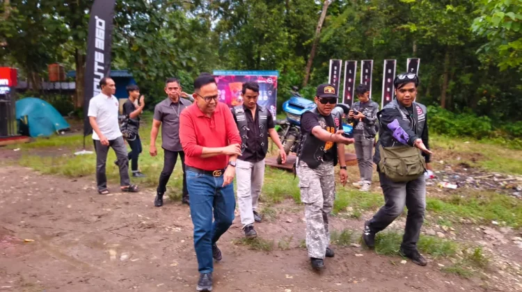 Wakil Bupati Bone Ajak Komunitas Motor Jadi Pelopor Keselamatan