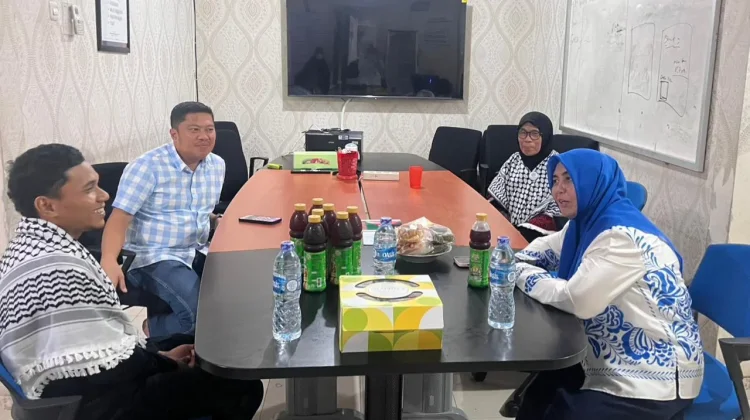 Relawan Gaza As'ad Asal Sinjai Tiba di Jakarta, Bupati Ratnawati Sambut Haru