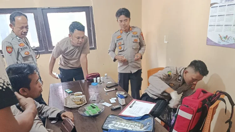Sidokkes Polres Soppeng Patroli Kesehatan Personel Marioriwawo