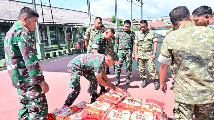Dandim 1407/Bone Salurkan Bantuan Beras untuk Prajurit