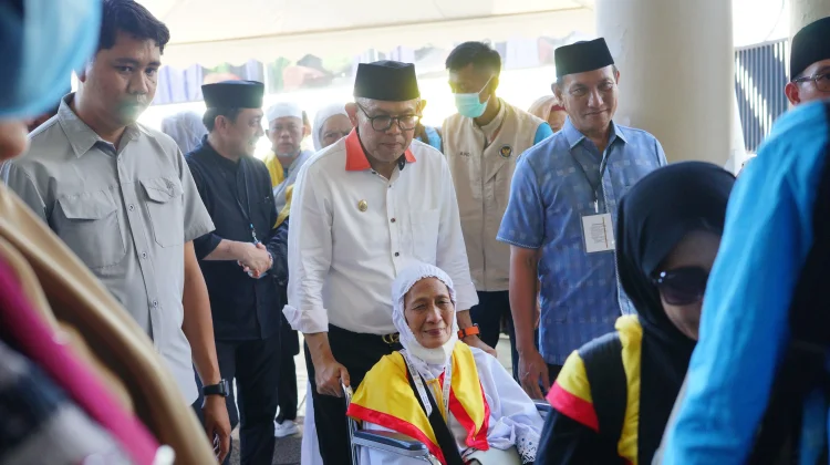 Wakil Bupati Bone Sambut 393 Jemaah Haji Kloter 6 di Asrama Haji Sudiang