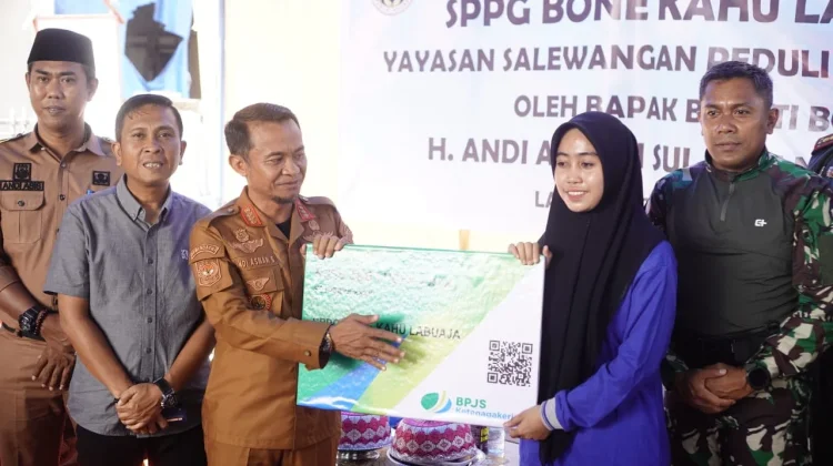 Gaung Meredup, Warga Bone Nilai MBG Bermanfaat
