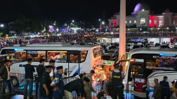 Polres Soppeng Kawal Kepulangan Jamaah Haji Kloter 21