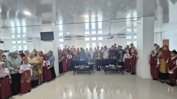 Ratusan Pelajar SD-MI Sinjai Adu Kemampuan di Lomba Bertutur Cerita Rakyat