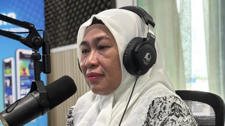 Profesi Bidan Dituntut Kuasai Teknologi Kesehatan
