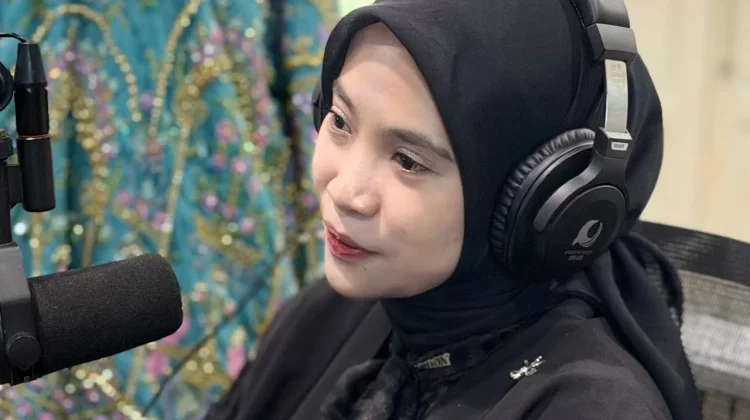 Dulu Diremehkan, Reskiyani Kini  Dipercaya Ratusan Pengantin Bone